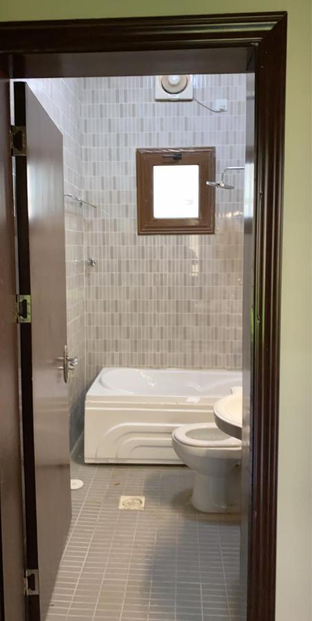 Apartment Five Flowers1 *